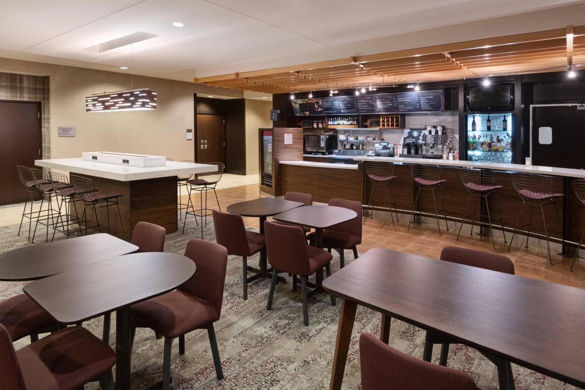 Courtyard By Marriott Pittsburgh Washington Meadow Lands Hotel Exterior foto