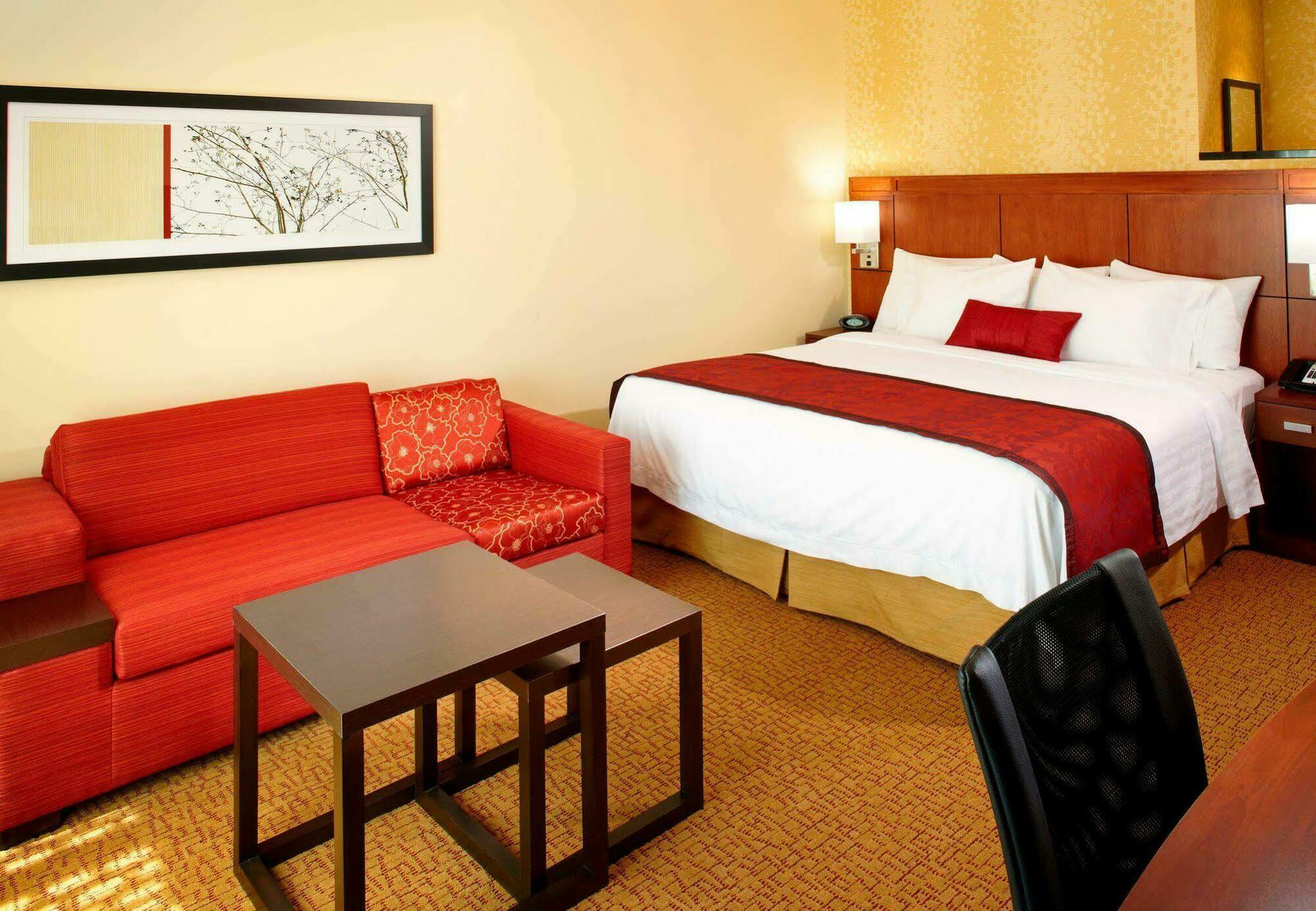 Courtyard By Marriott Pittsburgh Washington Meadow Lands Hotel Exterior foto
